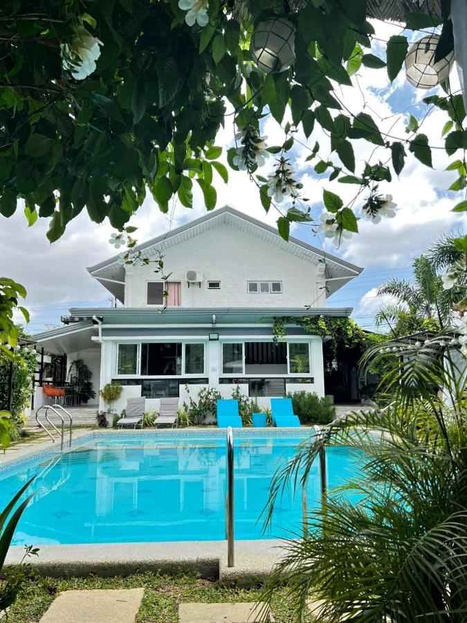 Casa Cecilia Hotel Bantay ภายนอก รูปภาพ