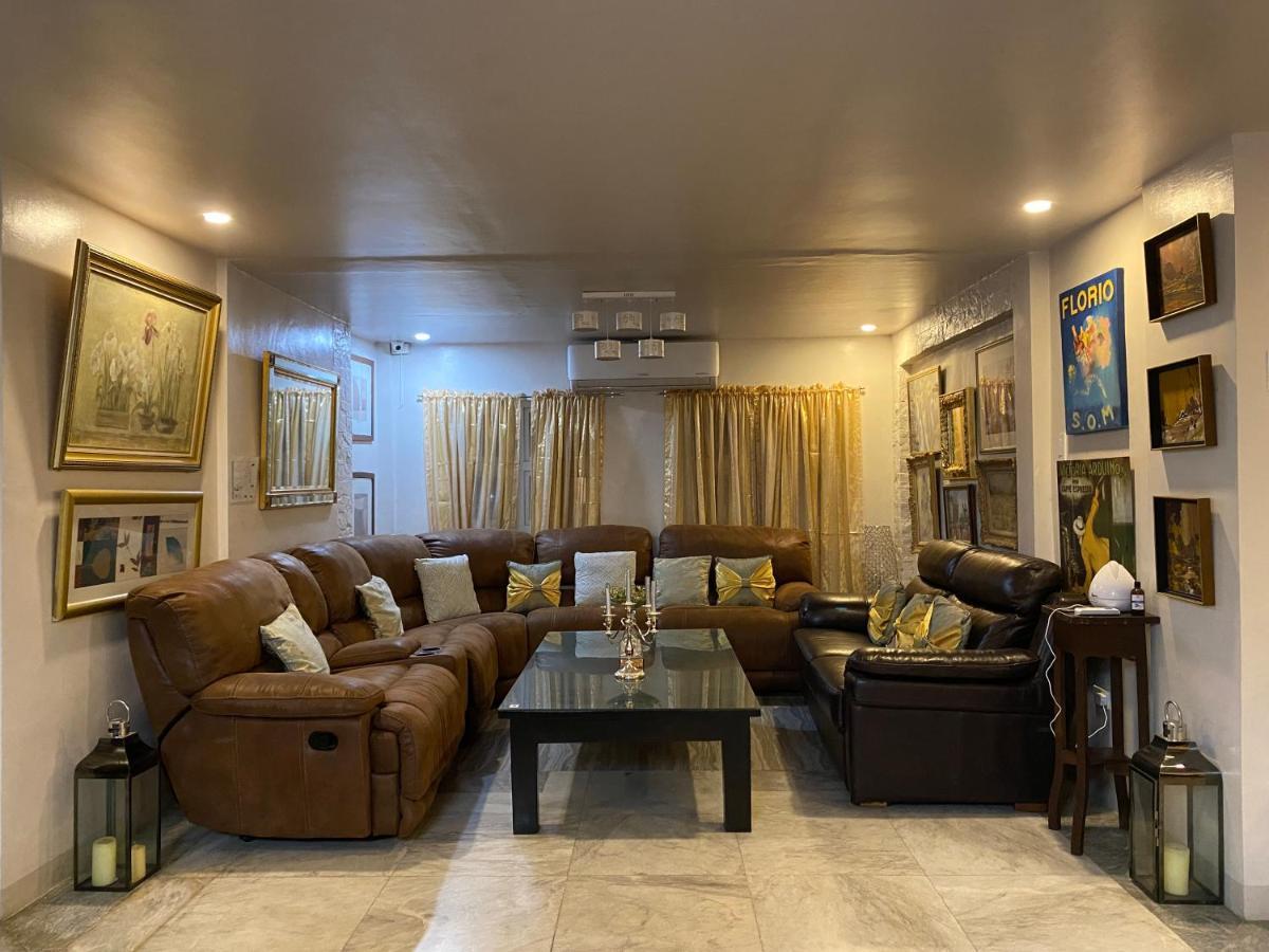 Casa Cecilia Hotel Bantay ภายนอก รูปภาพ