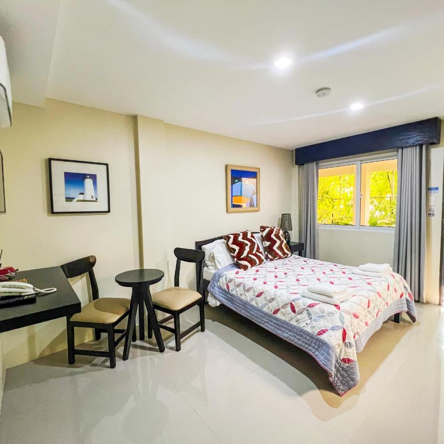 Casa Cecilia Hotel Bantay ภายนอก รูปภาพ