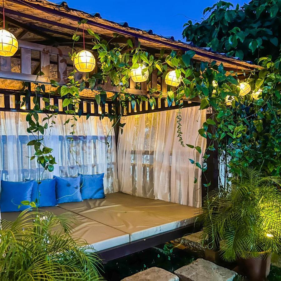 Casa Cecilia Hotel Bantay ภายนอก รูปภาพ
