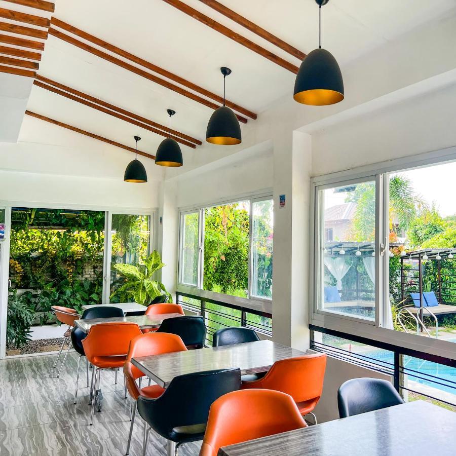 Casa Cecilia Hotel Bantay ภายนอก รูปภาพ