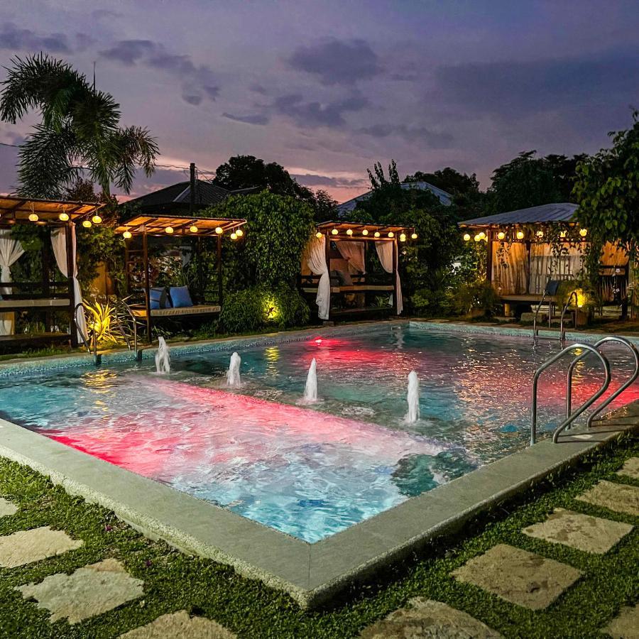 Casa Cecilia Hotel Bantay ภายนอก รูปภาพ